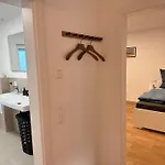 Modernes 2-schlafzimmer Business Eg In Ehningen, Ibm, Mercedes-benz Sindelfingen, S-bahn Und A81 Mit Parkplatz Ehningen