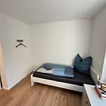 Modernes 2-schlafzimmer Business Eg In Ehningen, Ibm, Mercedes-benz Sindelfingen, S-bahn Und A81 Mit Parkplatz * Ehningen