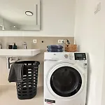 Apartment Modernes 2-schlafzimmer Business Eg In Ehningen, Ibm, Mercedes-benz Sindelfingen, S-bahn Und A81 Mit Parkplatz *