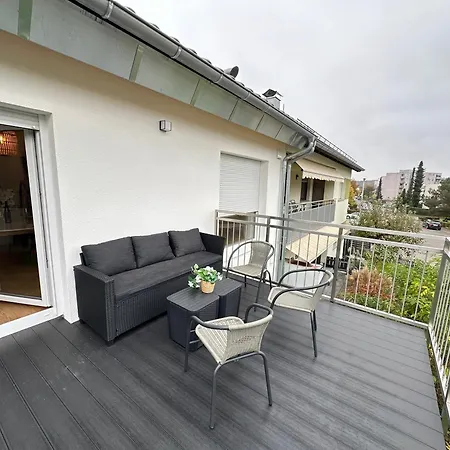 Apartment Luxurioese Eg-wohnung Mit Gartenblick & Garage - 3 Min Zur S-bahn - Naehe Messe Stuttgart, Daimler & Ibm - Ideal Fuer Familien & Geschaeftsreisende *